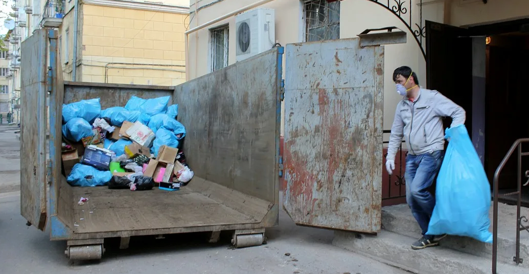 Вывоз мусора с грузчиками в СПБ